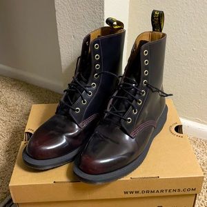 Dr. Martens 🍒Red Cherry US 8, UK 6, EU 39